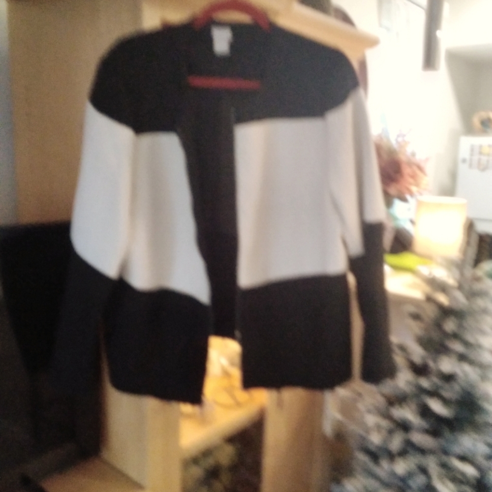 Women's zip front jacket